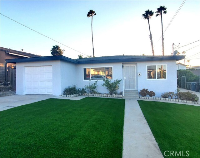 Foto principal - 25911 Hillworth Ave