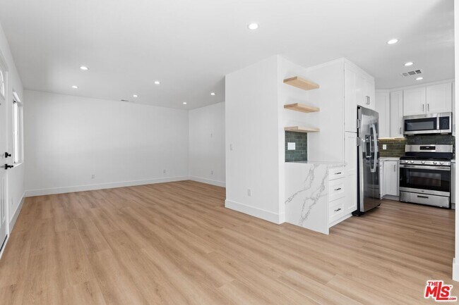Foto del edificio - 2902 Broadway