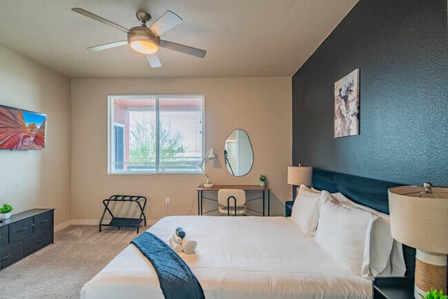 Foto del edificio - 2044 S Willow Creek Apartment