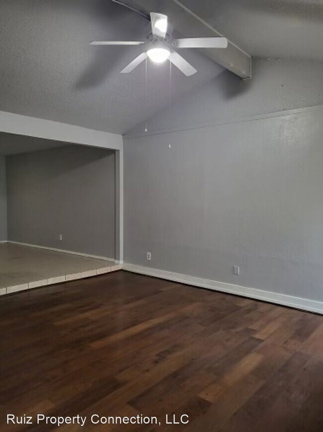 Building Photo - 3 br, 2 bath House - 2933 Las Vegas Trl