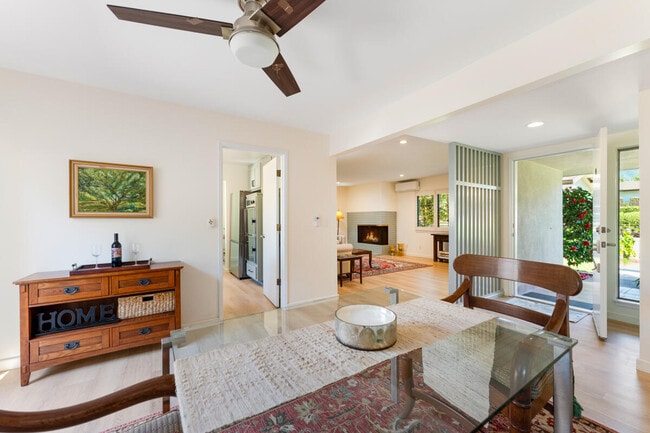 Foto del edificio - 4126 Foothill Rd