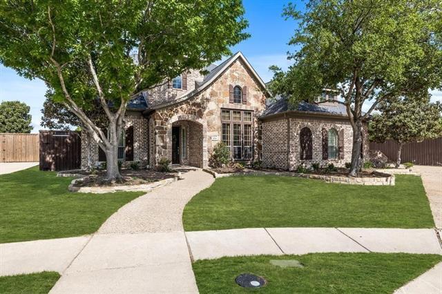 Foto principal - 4880 Heritage Oaks Dr