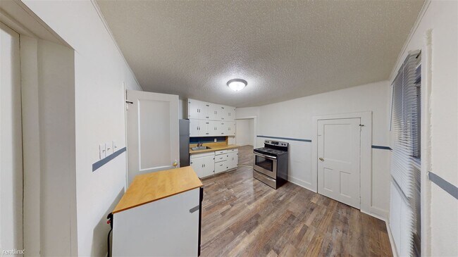 Building Photo - 2 br, 1 bath House - 314 S 10th St