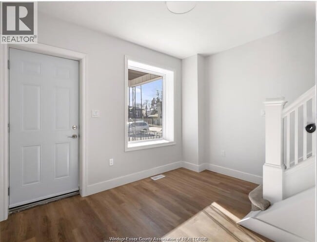 Building Photo - 1080 Niagara St