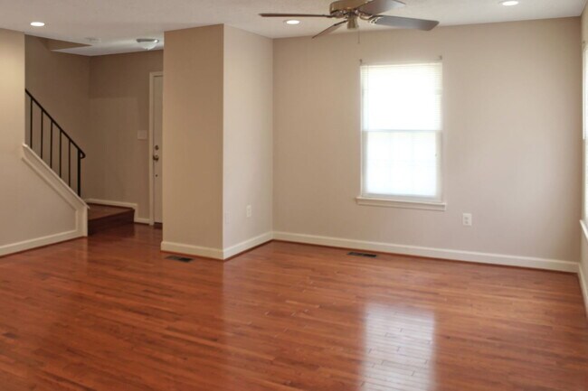 Foto del edificio - 3032 Churchill Ct