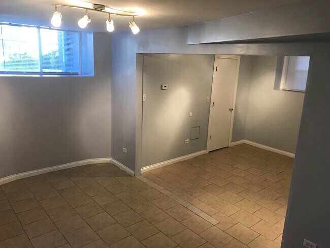 Foto del edificio - 6117 S Vernon Ave