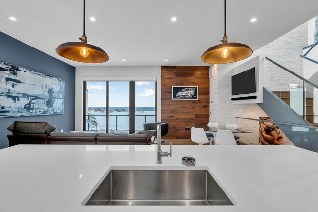 Foto del edificio - 200 Ocean Ave N