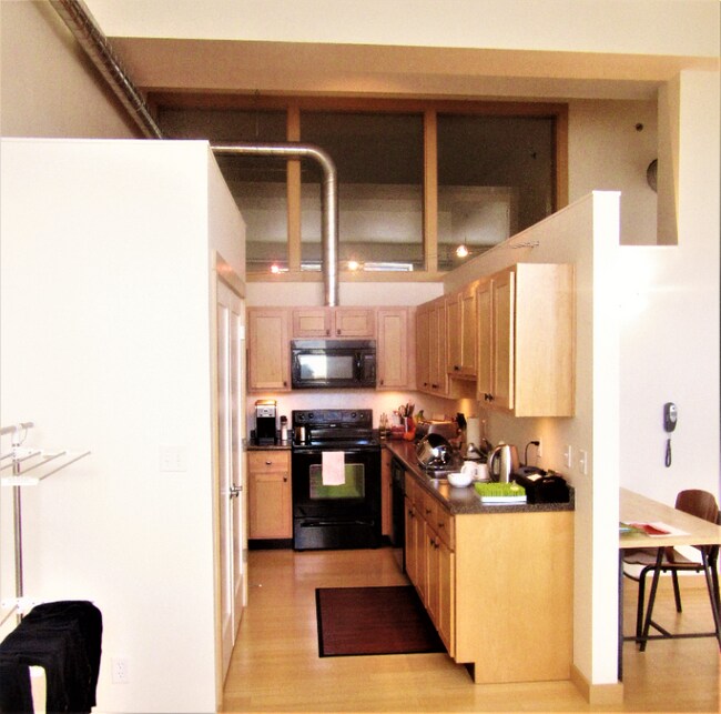 Foto del edificio - 513 N Hickory St