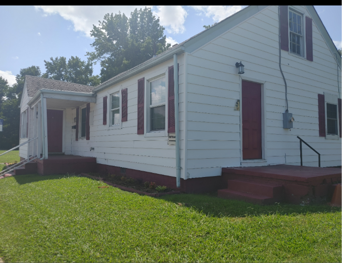 Primary Photo - 953 Newtown Rd- Virginia Beach - Available...