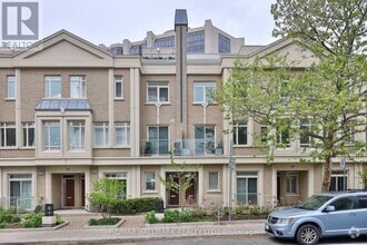 Building Photo - 38 McMurrich St