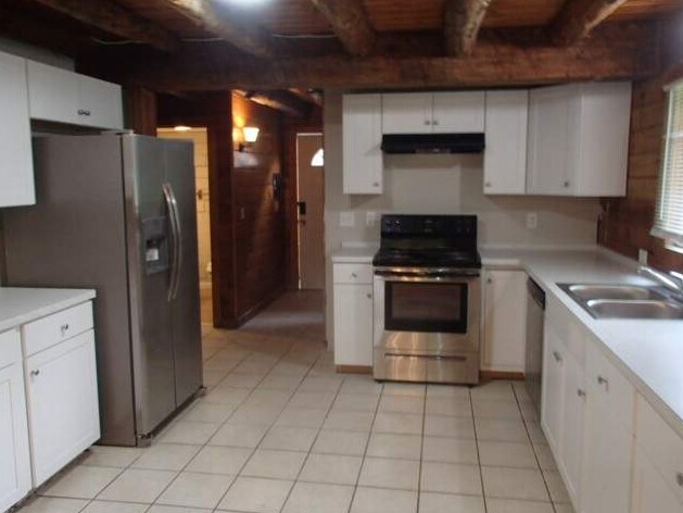 Building Photo - NOW AVAILABLE! - 3883 Willowvale Road, Mor...
