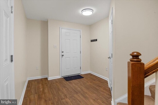 Building Photo - 8329 Autumn Crest Ln
