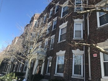 Foto del edificio - 78 Glenville Ave