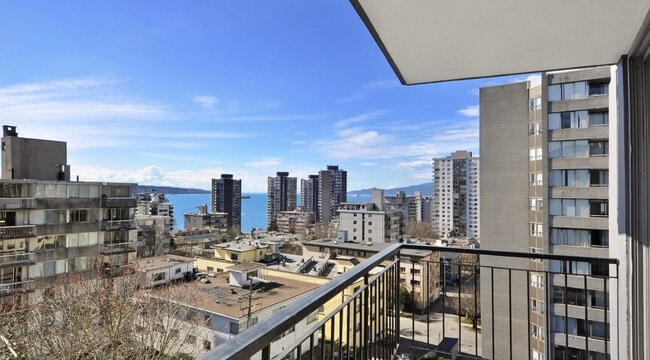 Photo du bâtiment - Crestview Terrace