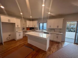 Building Photo - 110 Crotona Ave