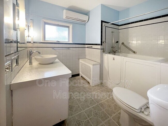 Foto del edificio - 3795 Lycoming Creek Rd