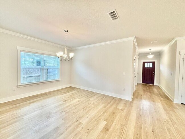 Foto del edificio - 1234 Fenwick Ct
