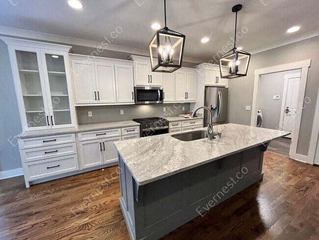 Building Photo - 8349 Kayla Rose Cir