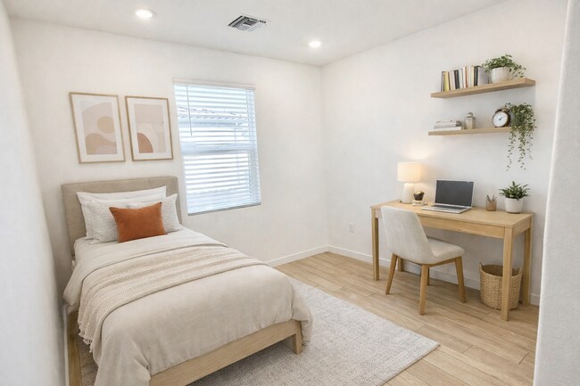 Foto del edificio - 9324 Via Azul