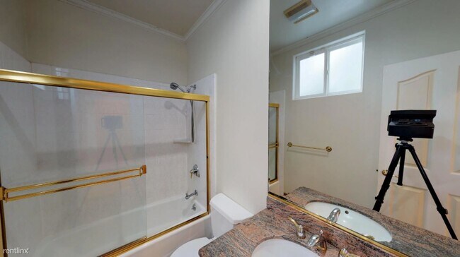 Foto del edificio - 1 br, 1 bath House - 449 30th Ave Private ...