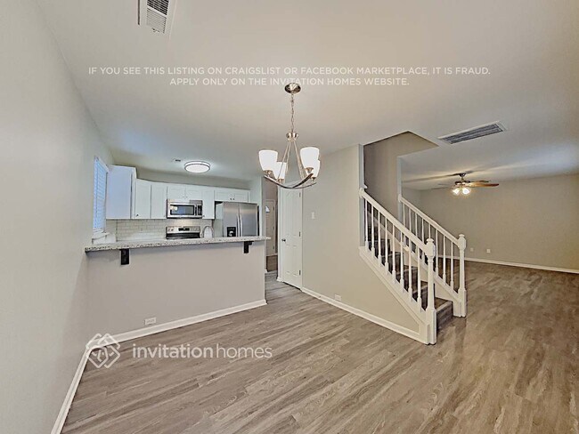 Foto del edificio - 12826 Slade Castle Ct