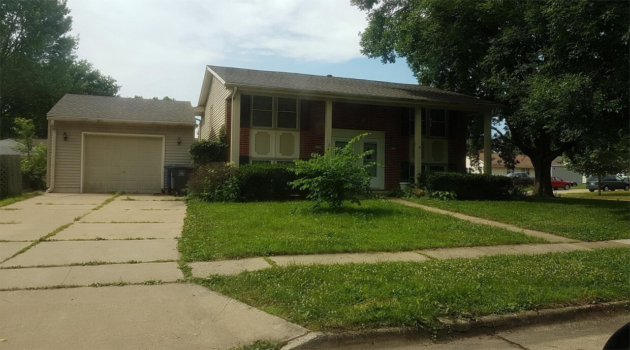 Primary Photo - 4720 Merced St