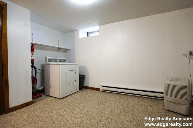 Foto del edificio - 27 South Crescent Circuit