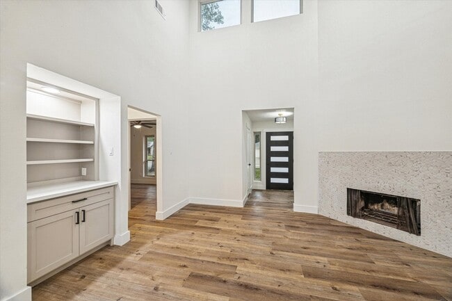 Building Photo - 3623 Acorn Way Ln