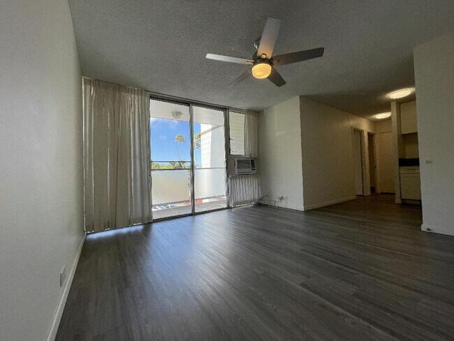 Building Photo - DIAMOND HEAD HILLSIDE 2/1/1 sec, A/C, lana...