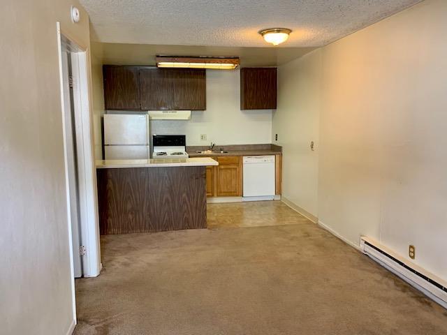 Building Photo - 1126 Cherry Ave