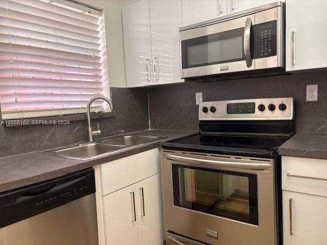 Foto del edificio - 8893 Fontainebleau Blvd