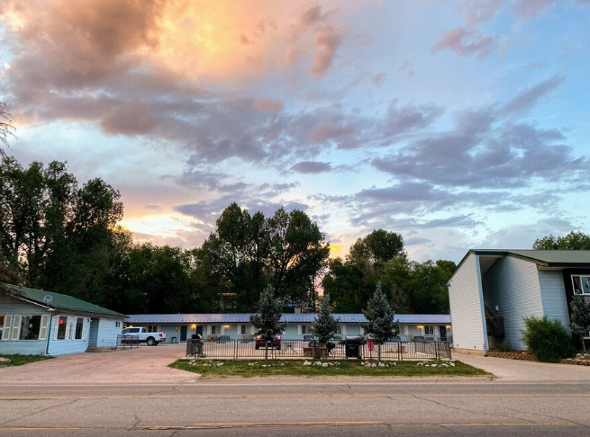 Primary Photo - Deer Valley Apartments