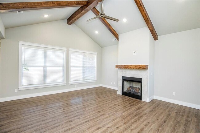 Foto del edificio - 1936 Seay Cir