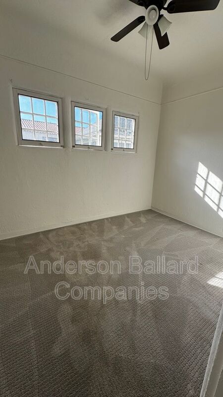 Foto del edificio - 7032 Washington Ave