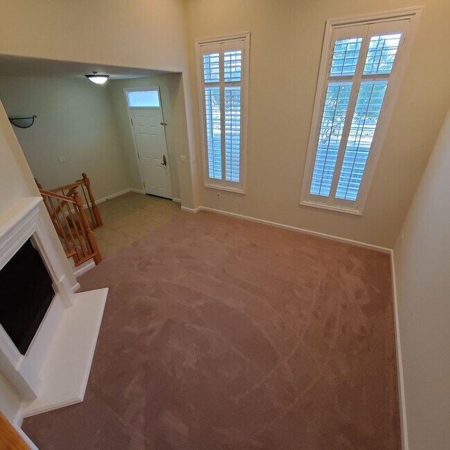 Foto del edificio - 4/3.5 Beautiful Townhome in Dublin Ranch w...