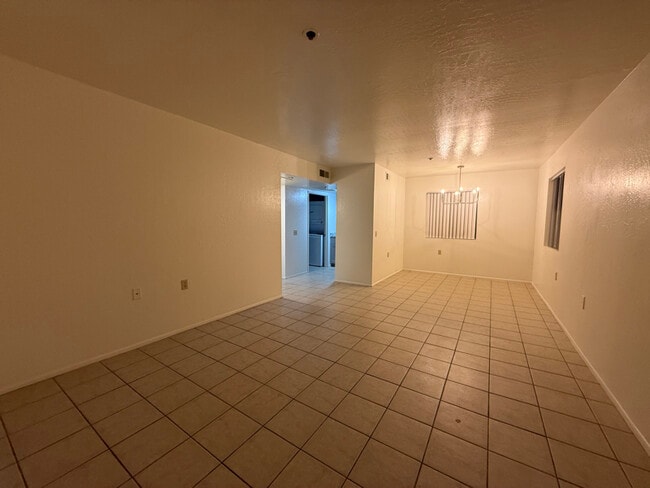 Foto del edificio - 12221 W Bell Rd