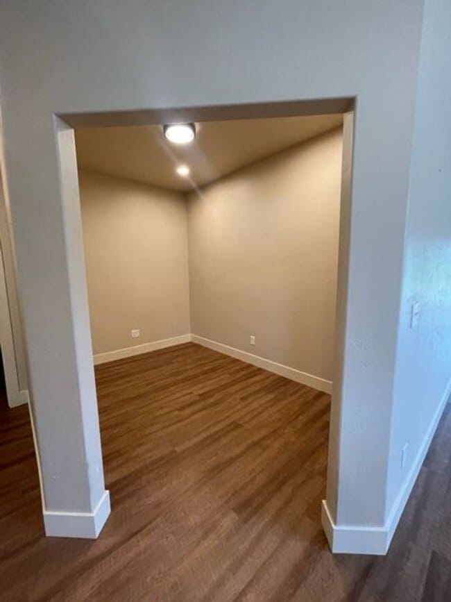 Building Photo - Golf Course Living on Village Greens - 2 Bedroom/2 Bath