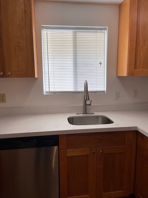 Building Photo - Westwood Apartments