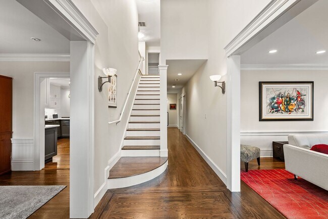 Building Photo - Excellent Burlingame Park Home