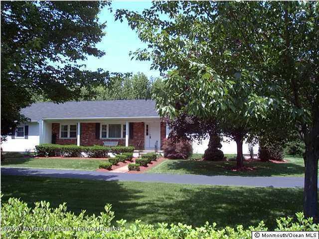 Primary Photo - 298 Middle Rd