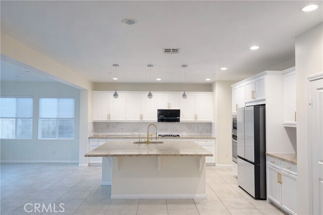 Foto del edificio - 14616 Olite Dr