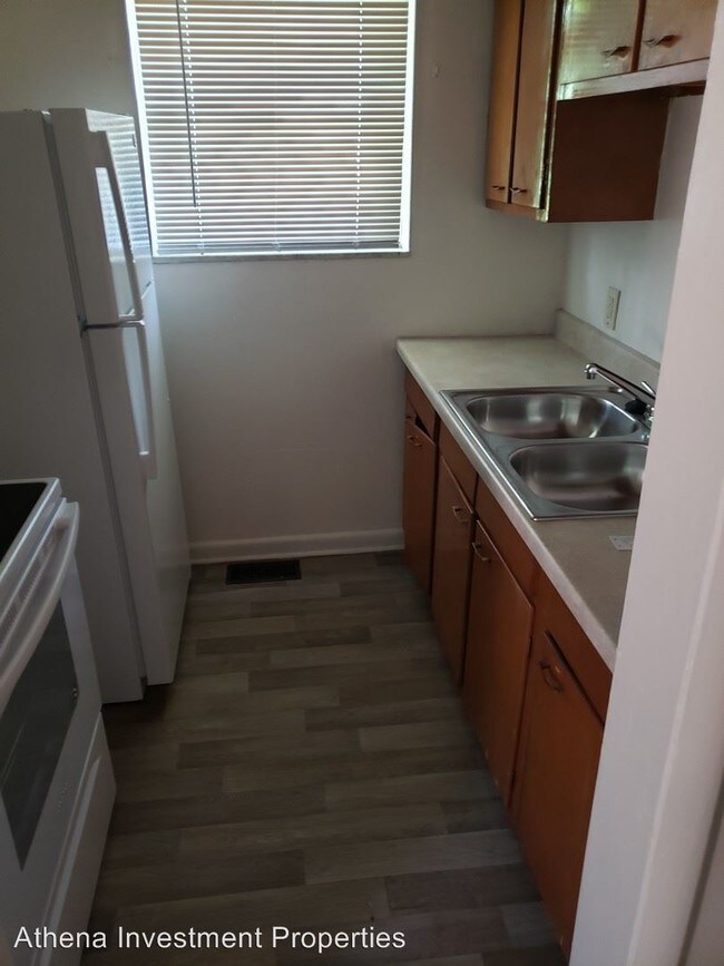 Building Photo - 4122 Merryfield Ave