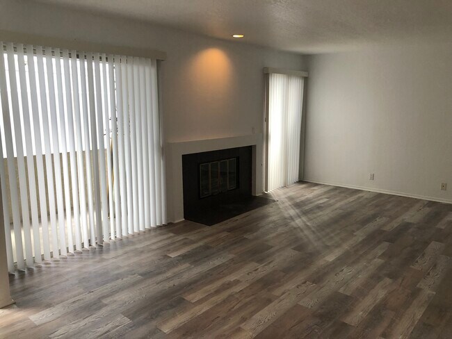 Foto del edificio - 4553 Colfax Ave