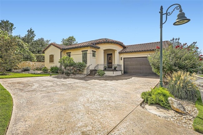 Building Photo - 13712 Golden Wave Loop