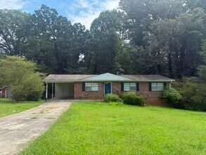 Building Photo - 4251 Kent Dr