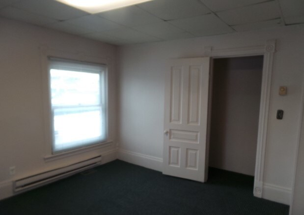 BEDROOM - 400 Adams St
