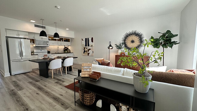 Interior Photo - Idea1 Apartments