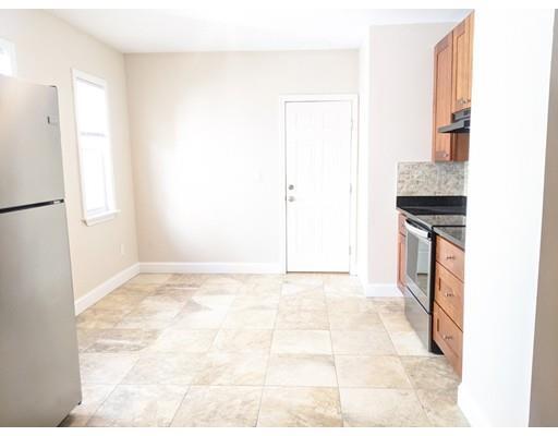 Primary Photo - 72 Kingsdale St