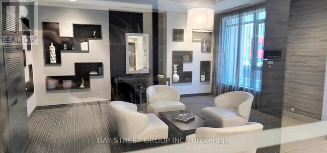 Photo du bâtiment - 55 Ann O'Reilly Rd