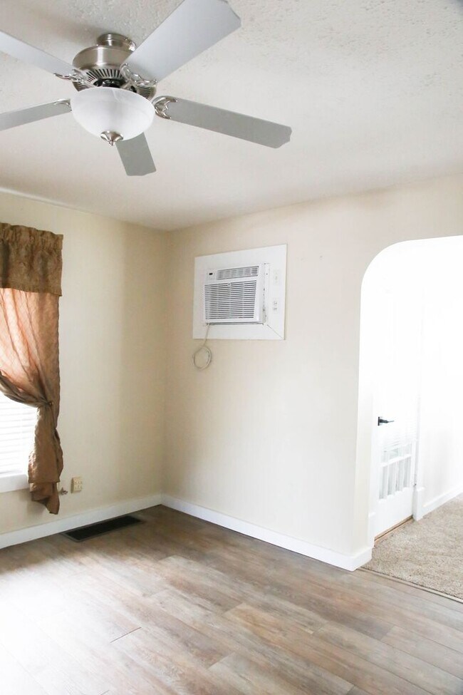 Foto del edificio - Rent: $1500 - 4 bed home within walking distance to downtown
